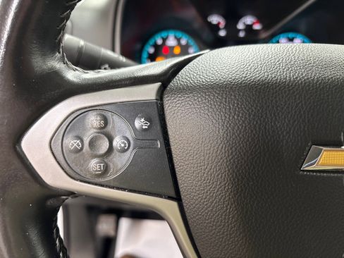 Used 2022 Chevrolet Colorado LT w/ Safety Package image 20