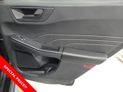 Used 2024 Ford Escape Active w/ Cold Weather Package image 12