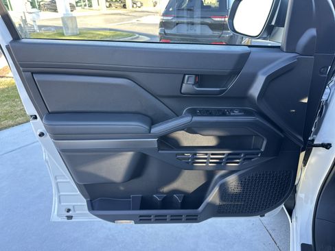 Certified 2025 Toyota 4Runner SR5 image 14