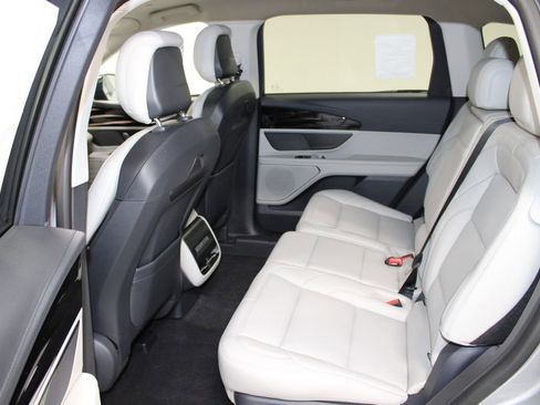 New 2026 Lincoln Nautilus Premier image 25