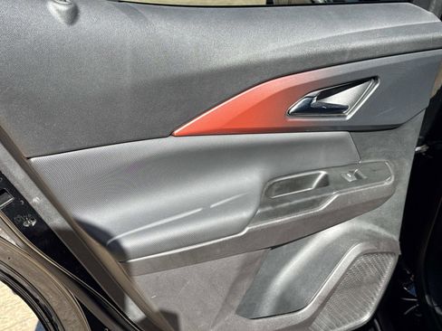 Used 2024 Chevrolet Equinox EV RS image 11