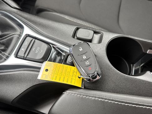 Used 2020 Chevrolet Camaro SS image 24