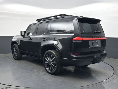 Used 2024 Lexus GX 550 w/ Accessory Package (31) image 6