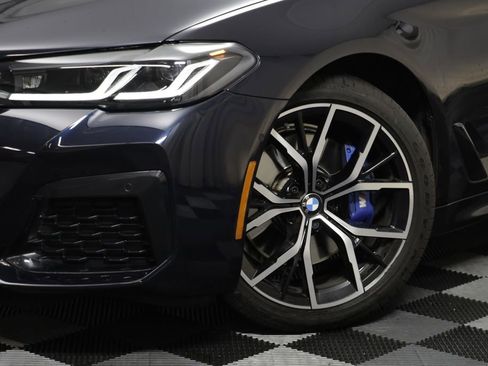 Certified 2023 BMW 530i xDrive w/ M Sport Package AWD/4WD image 3