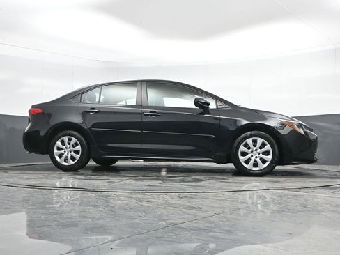 Used 2024 Toyota Corolla LE image 45