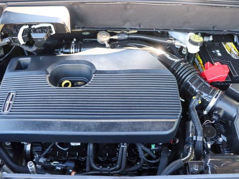 Used 2019 Lincoln Nautilus FWD image 41