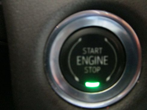 Used 2021 Chevrolet Tahoe LT image 36