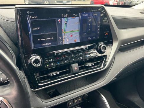 Used 2020 Toyota Highlander Platinum AWD/4WD image 21