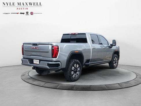 Used 2025 GMC Sierra 2500 Denali w/ Denali Reserve Package image 17