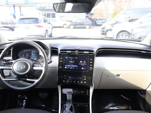 Used 2024 Hyundai Tucson SEL image 16