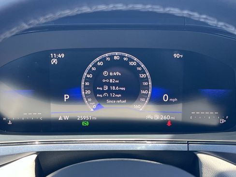 Certified 2023 Volkswagen Taos SE w/ Panoramic Sunroof Package FWD image 11