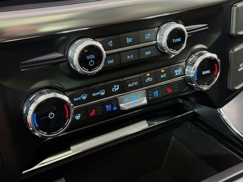 Used 2024 Ford F150 Lariat AWD/4WD image 16