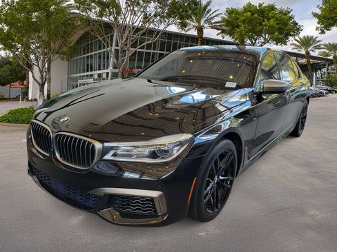 Used 2018 BMW M760i xDrive AWD/4WD image 1