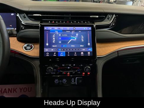 Certified 2022 Jeep Grand Cherokee Summit image 9