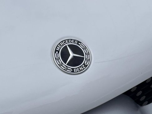 Used 2021 Mercedes-Benz GLE 450 4MATIC w/ AMG Line Exterior image 21