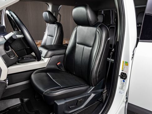 Used 2021 Ford F250 Lariat w/ Lariat Ultimate Package image 29