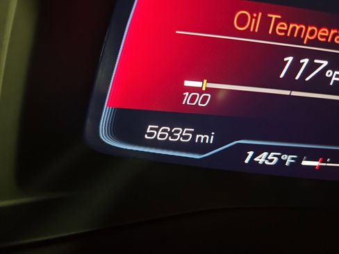 Used 2023 Chevrolet Corvette Stingray Preferred Cpe w/ 2LT image 17