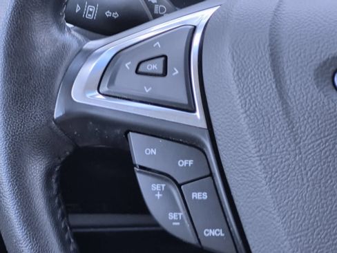 Used 2019 Ford Edge SEL w/ Equipment Group 201A FWD image 23