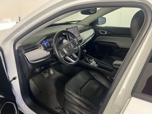 Used 2022 Jeep Compass Latitude AWD/4WD image 30
