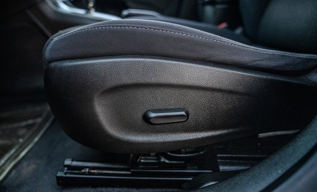 Used 2013 Chevrolet Cruze LT FWD image 14