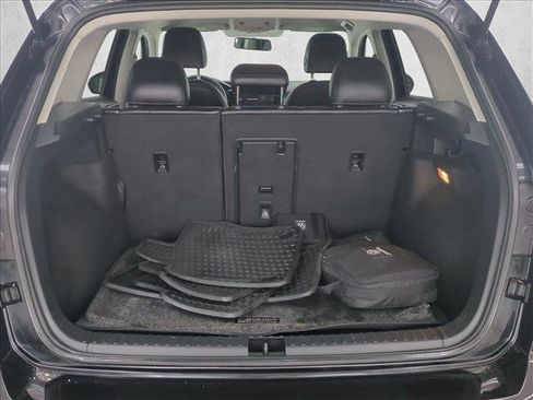 Used 2022 Volkswagen Taos SE AWD/4WD image 6
