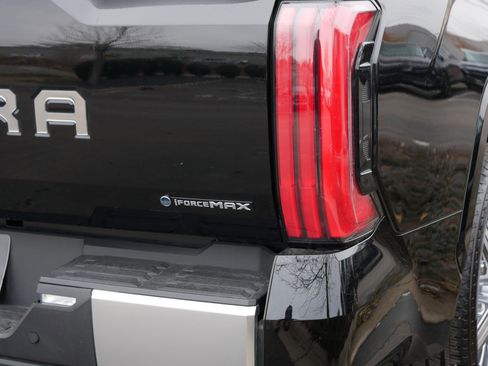 Used 2025 Toyota Tundra Capstone AWD/4WD image 17