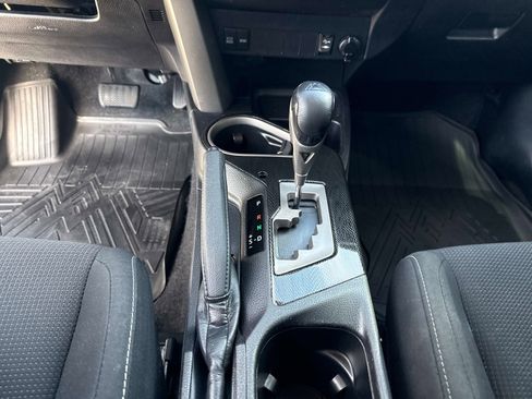 Used 2018 Toyota RAV4 Adventure image 25