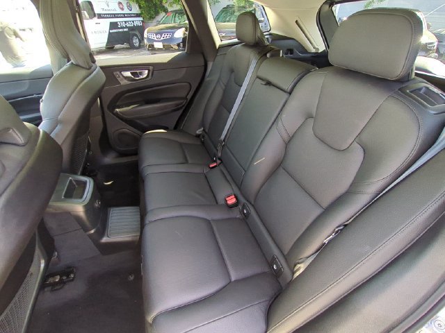 Used 2024 Volvo XC60 T8 Plus w/ Protection Package Premier AWD/4WD image 26