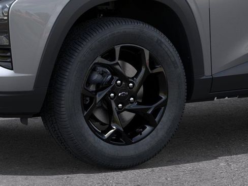 New 2026 Chevrolet Trax LT w/ Driver Confidence Package FWD image 9