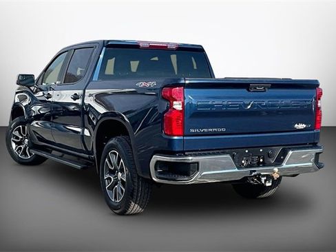 Used 2022 Chevrolet Silverado 1500 LT image 11