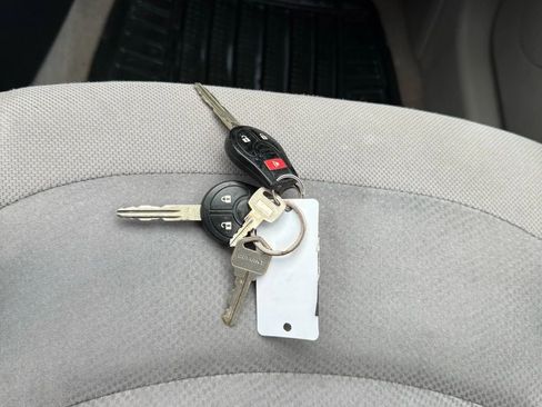 Used 2014 Nissan Rogue S w/ Convenience Package image 32