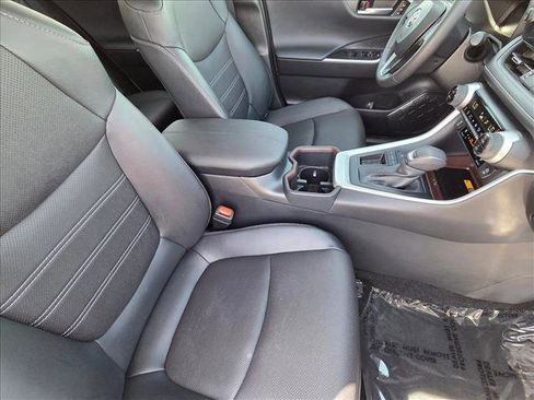 Certified 2025 Toyota RAV4 Limited w/ Advanced Technology Package FWD image 19