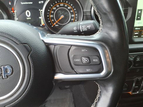 Used 2021 Jeep Gladiator Overland w/ Popular Equipment Package AWD/4WD image 19