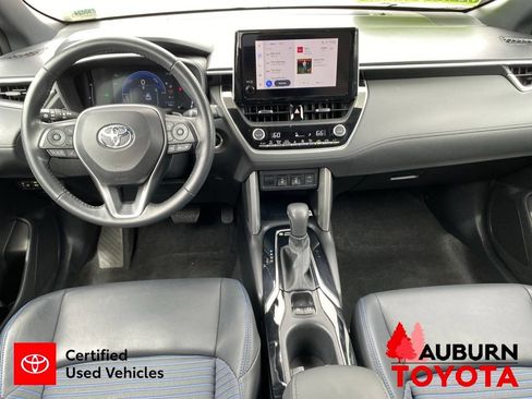 Certified 2023 Toyota Corolla Cross AWD Hybrid w/ Convenience Package image 31