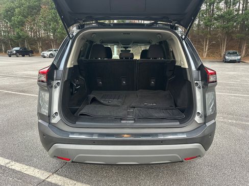 Used 2022 Nissan Rogue SV image 18