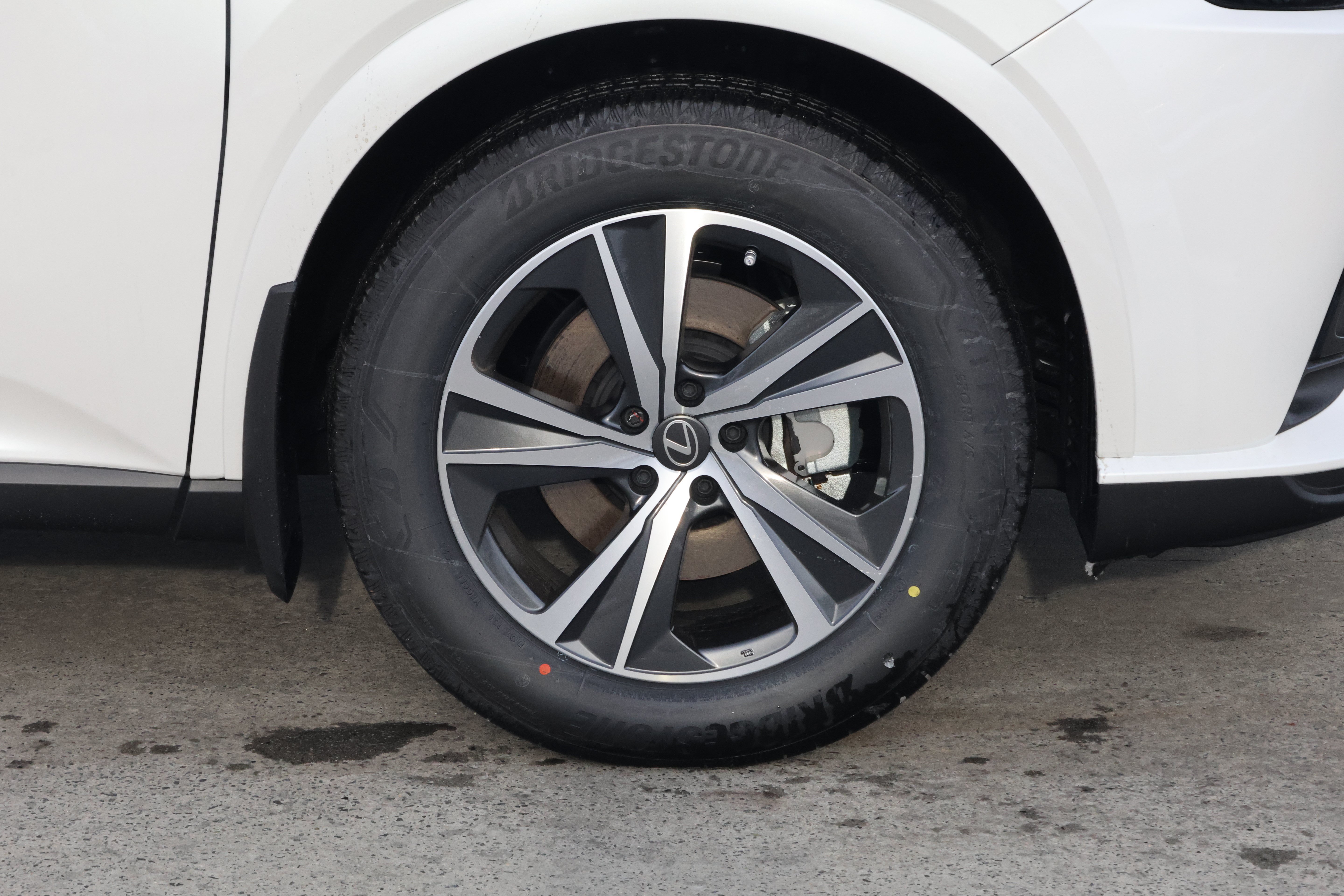 New 2026 Lexus RX 350 AWD image 11