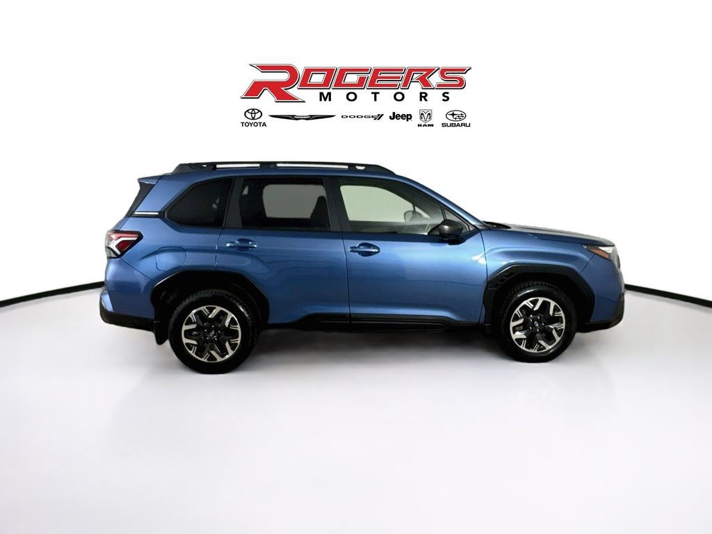 Certified 2025 Subaru Forester Premium w/ Convenience Package #1 AWD/4WD image 9