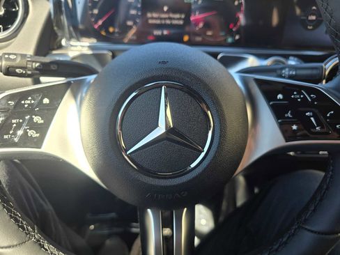 New 2026 Mercedes-Benz GLB 250 image 24