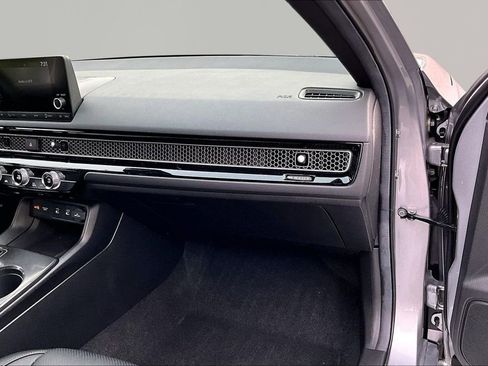 Used 2025 Honda Civic Sport image 20