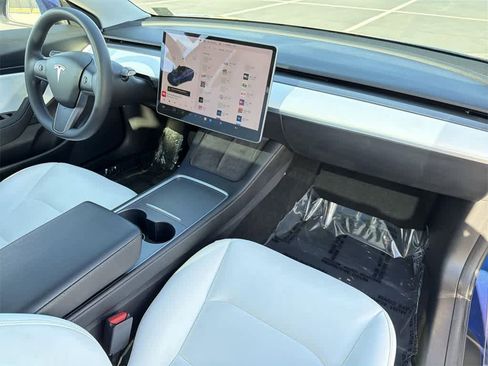 Used 2021 Tesla Model 3 Long Range image 43