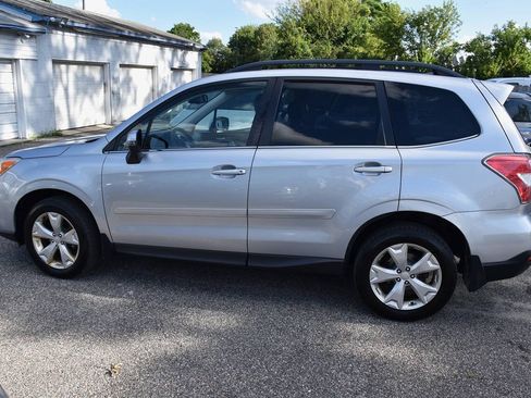 Used 2014 Subaru Forester 2.5i Touring AWD/4WD image 3