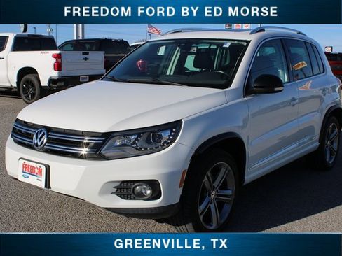 Used 2017 Volkswagen Tiguan Sport image 1