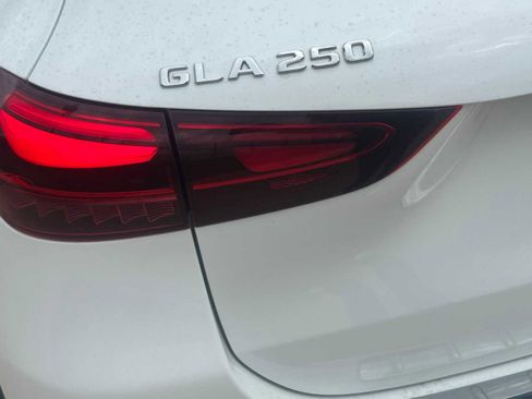 New 2026 Mercedes-Benz GLA 250 image 12
