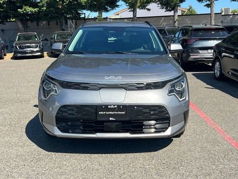 Certified 2023 Kia Niro Wind w/ Wind Preserve Package FWD image 4