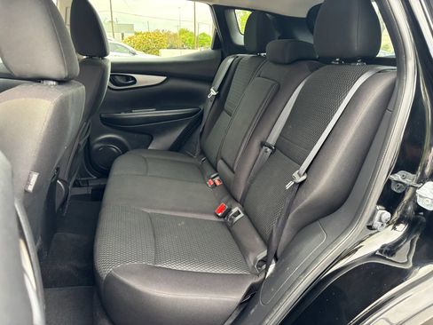 Used 2017 Nissan Rogue Sport S w/ S Appearance Package image 34