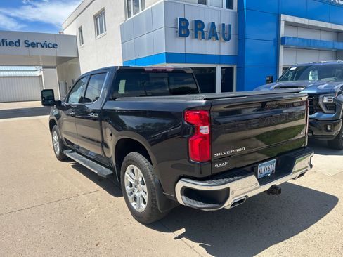 Used 2023 Chevrolet Silverado 1500 LTZ w/ LTZ Premium Package AWD/4WD image 8