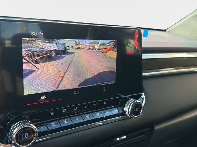 New 2026 GMC Canyon Elevation w/ Convenience Package RWD image 17