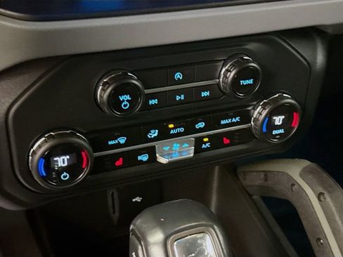 Used 2023 Ford Bronco Everglades AWD/4WD image 16