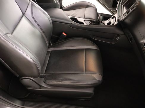 Used 2023 Dodge Challenger SXT w/ Plus Package RWD image 14
