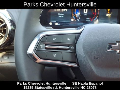 New 2026 Chevrolet Equinox LT w/ Convenience Package II FWD image 13